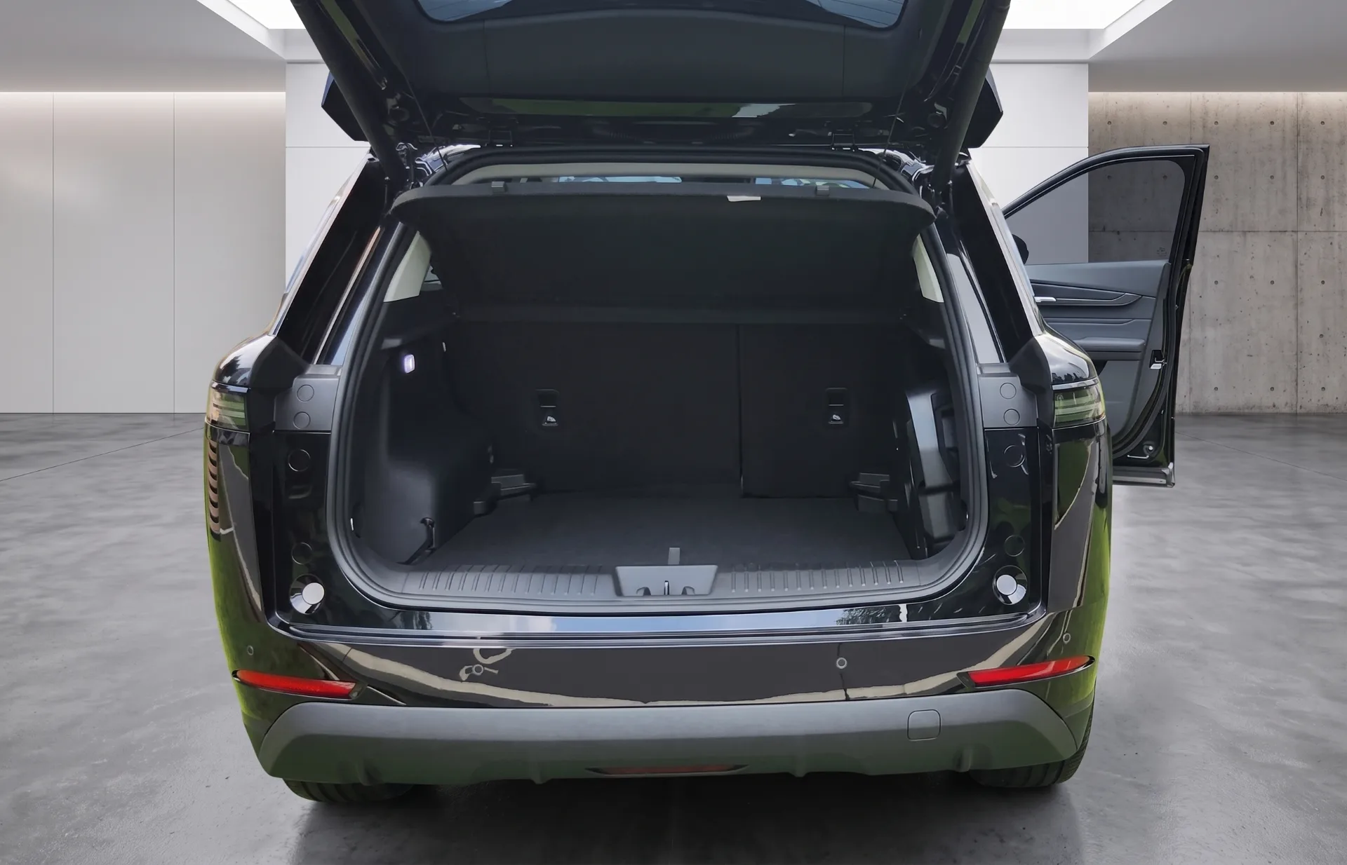 JAECOO J5 Premium, ruang bagasi